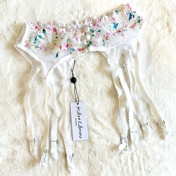 NWT For Love & Lemons White with Rainbow Floral Garter Belt - Extra Small - Picture 1 of 6